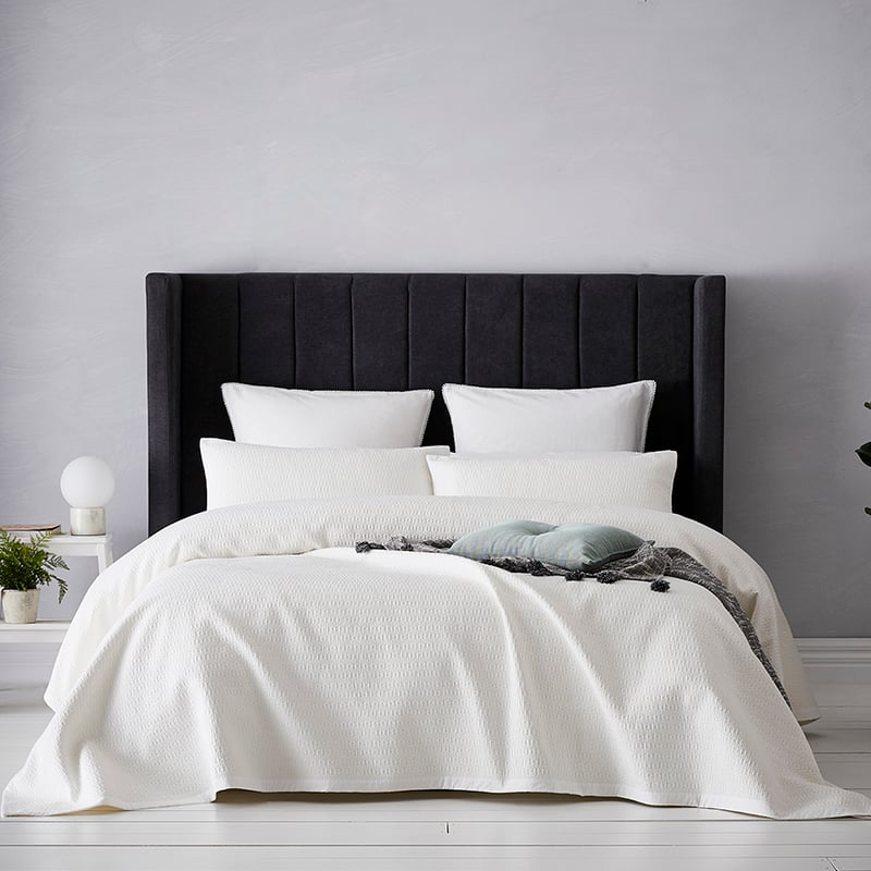 Maison Arles Coverlet White