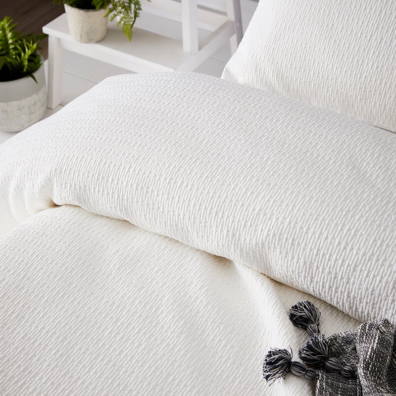 Maison Arles Coverlet White