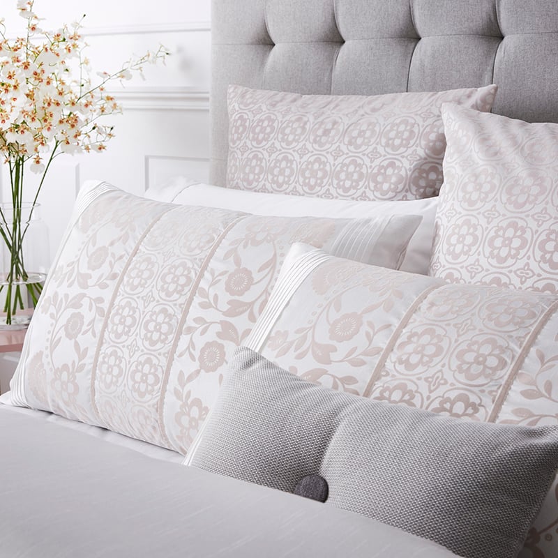 Aubrey Nude Quilt Cover