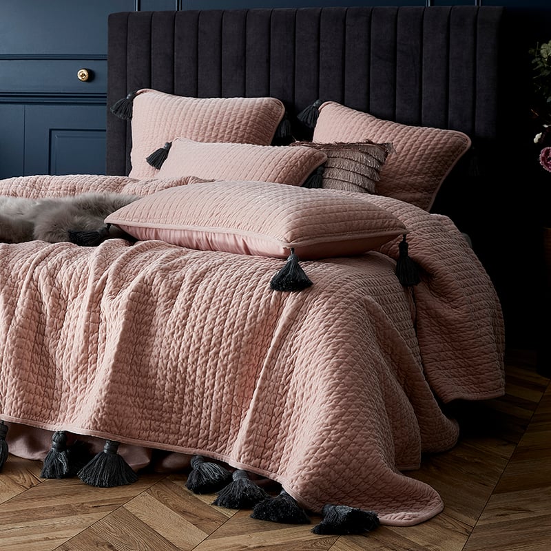 Chinoiserie Coverlet Blush