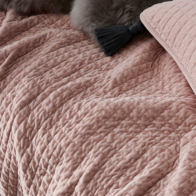 Chinoiserie Coverlet Blush