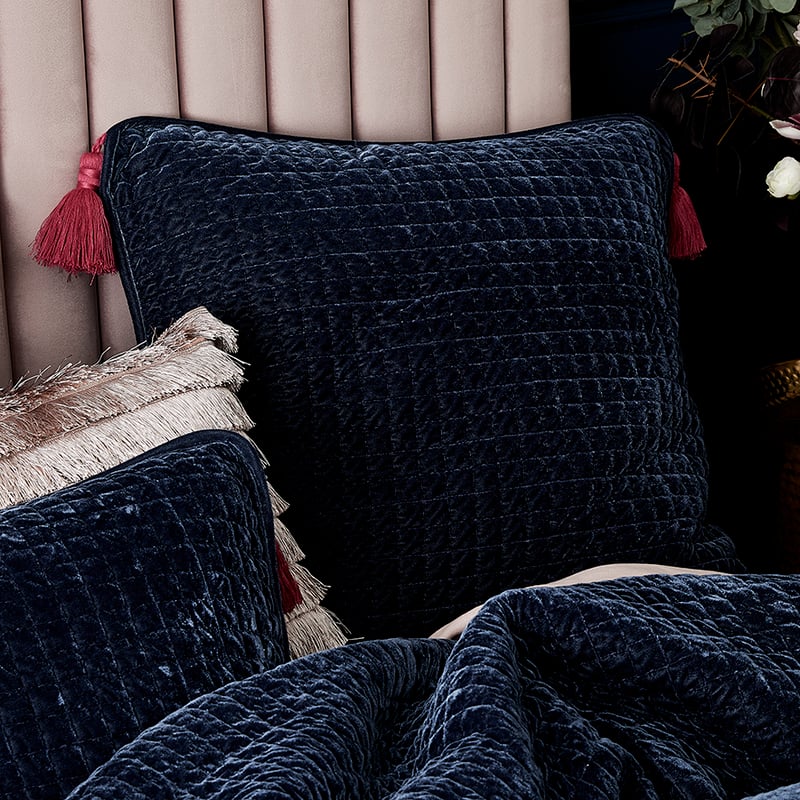 Chinoiserie Coverlet Navy