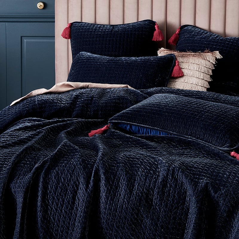 Chinoiserie Coverlet Navy