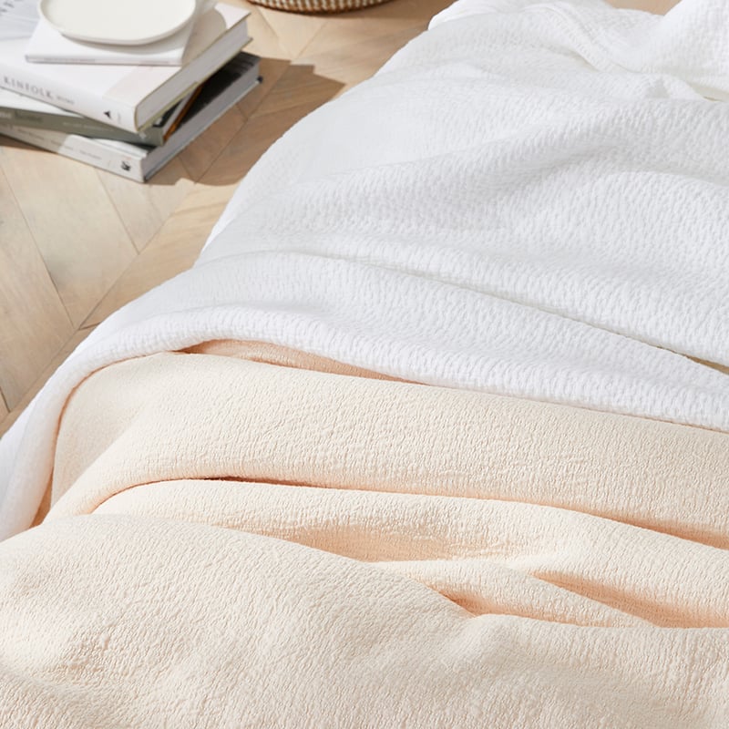 Lindy Klim Sayan Quilt Cover Pink Champagne 