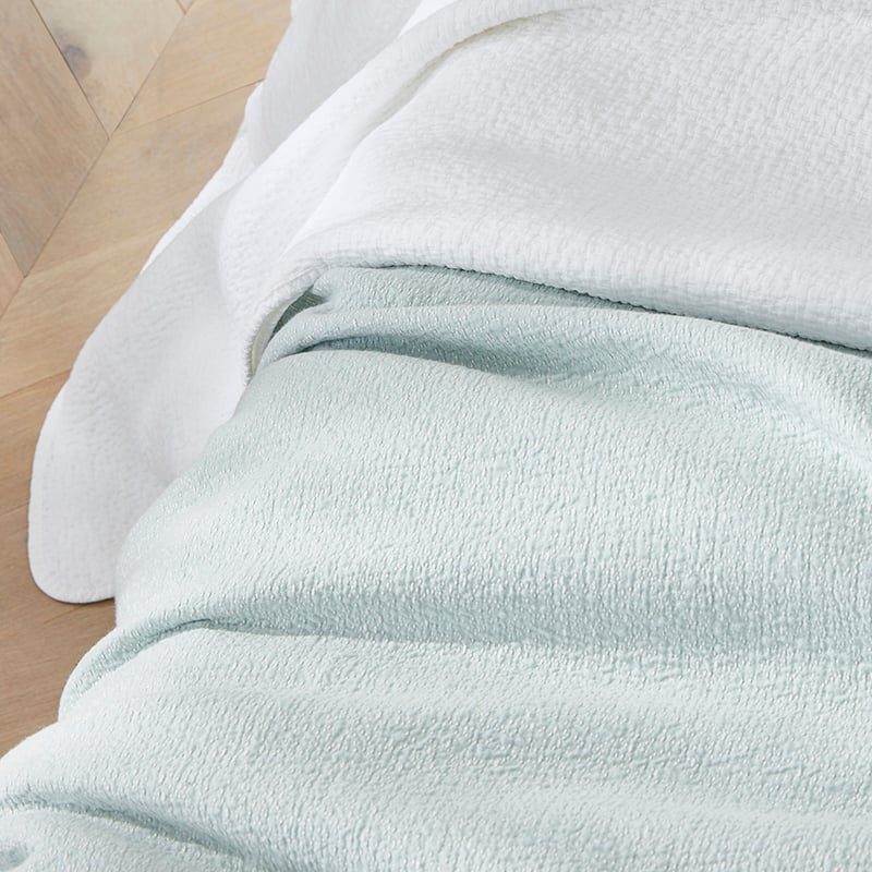 Lindy Klim Sayan Quilt Cover Smokey Sky