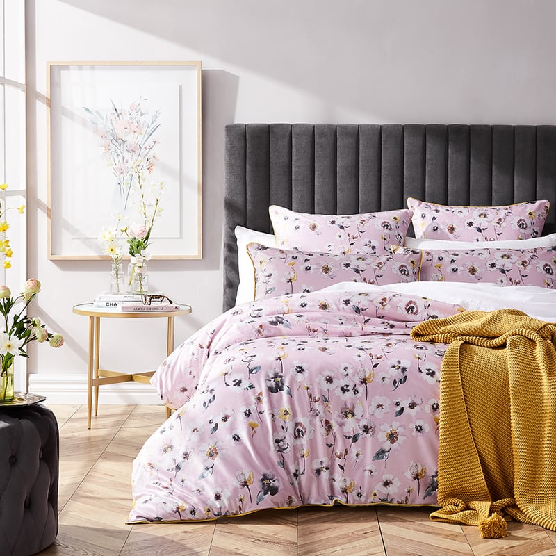 Pansy Velvet Rose Quilt Cover Set