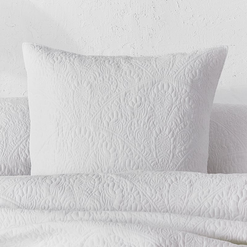 Avery Quilted Quilt Cover White