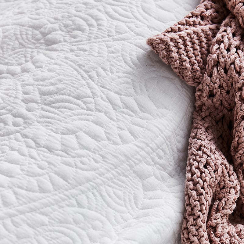 Avery Quilted Quilt Cover White