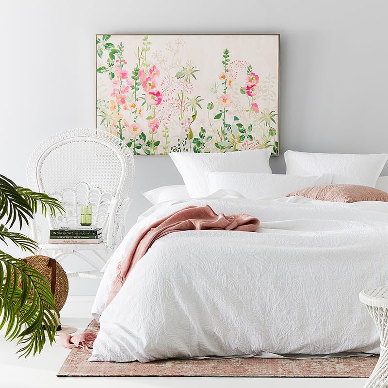 Java Matelasse White Quilt Cover