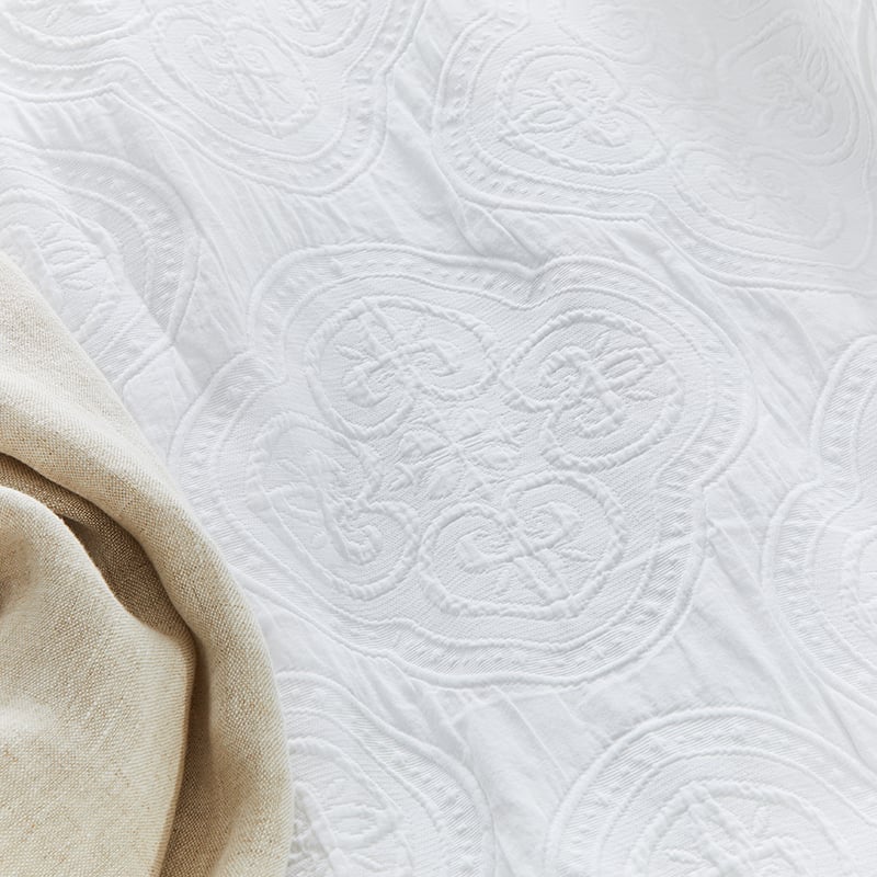 Amira Mattelesse White Quilt Cover