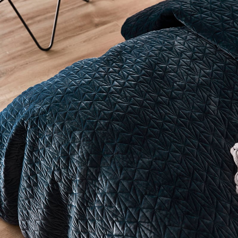 Lush Quilted Quilt Cover