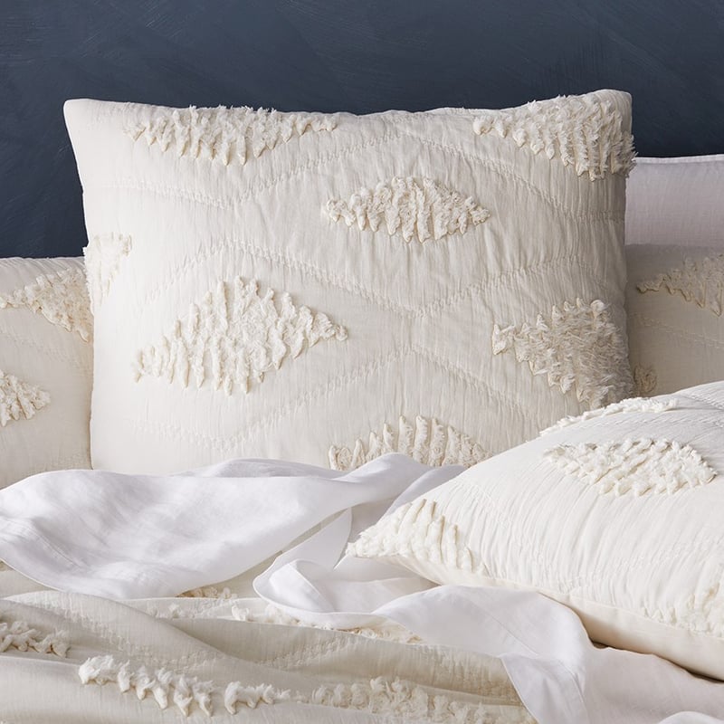 Rebecca Judd Loves Scarlett Off White Quilt Cover
