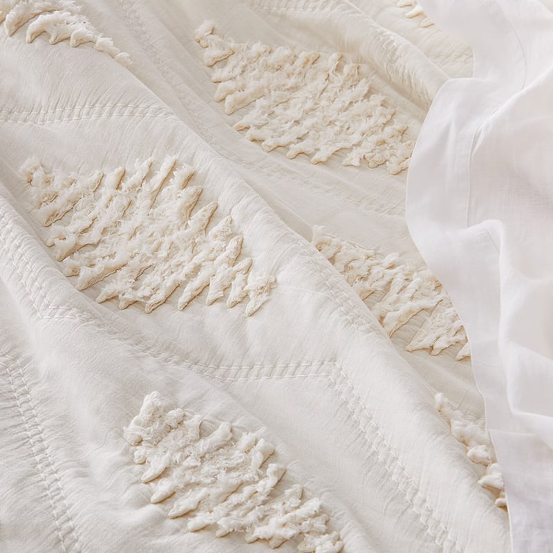 Rebecca Judd Loves Scarlett Off White Quilt Cover