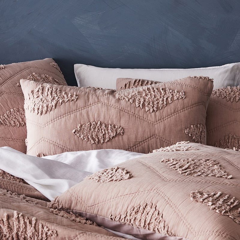 Rebecca Judd Loves Scarlett Nude Pink Quilt Cover