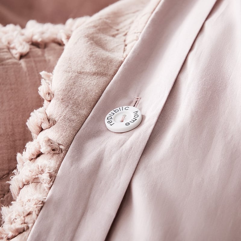 Rebecca Judd Loves Scarlett Nude Pink Quilt Cover