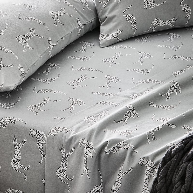Novelty Printed Cheetah Flannelette Sheet Set