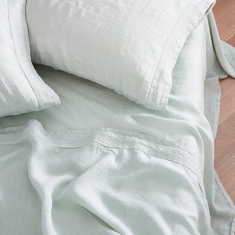 Lindy Klim Munduk Relaxed Linen Sheet Set Linen