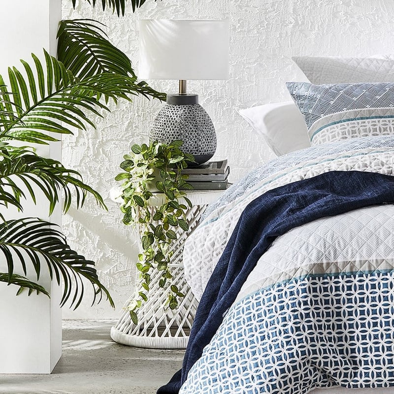 Bahama Rattan White Emmanuelle Round Side Table