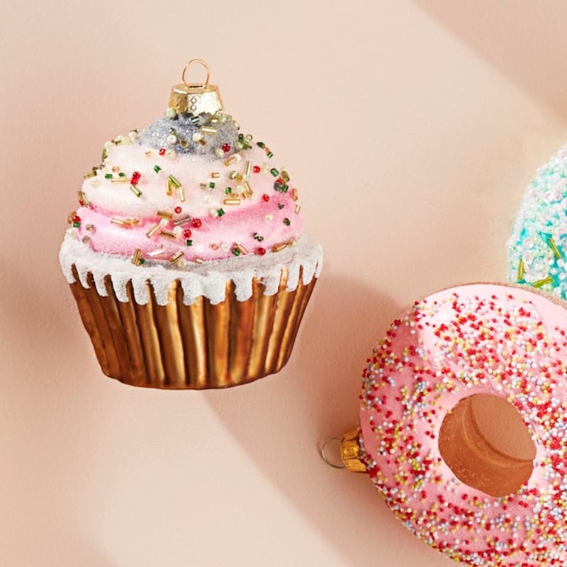 Antiqued Cupcake Glass Decoration