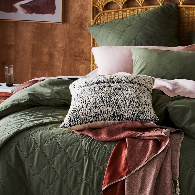 Jerada Natural & Black Cushion  