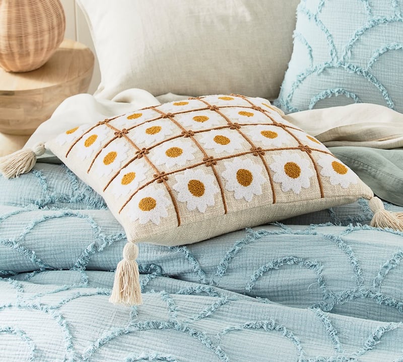 Daisy Natural Tufted Cushion 