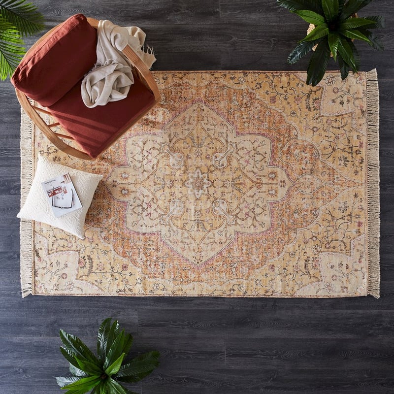 Mercado Elsa Floral Rug