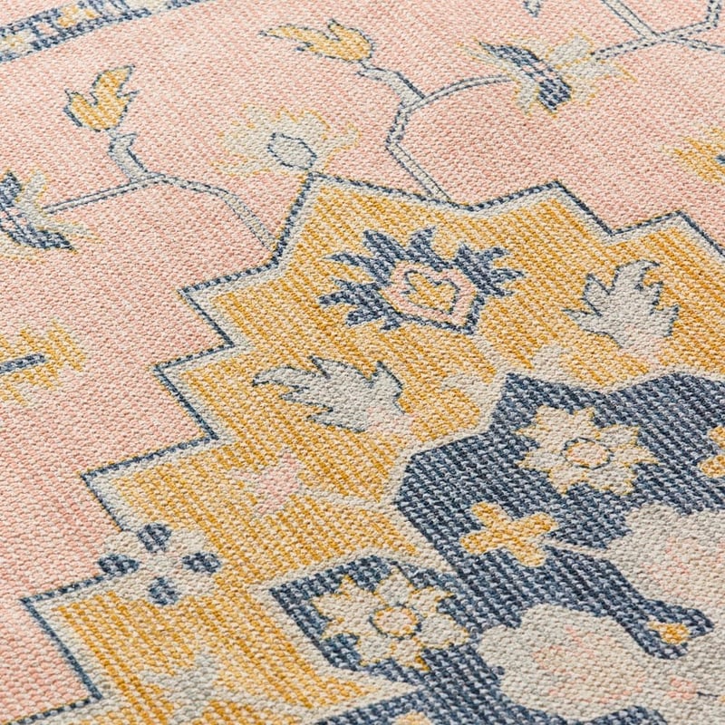 Mercado Arlo Blush Rug Round 