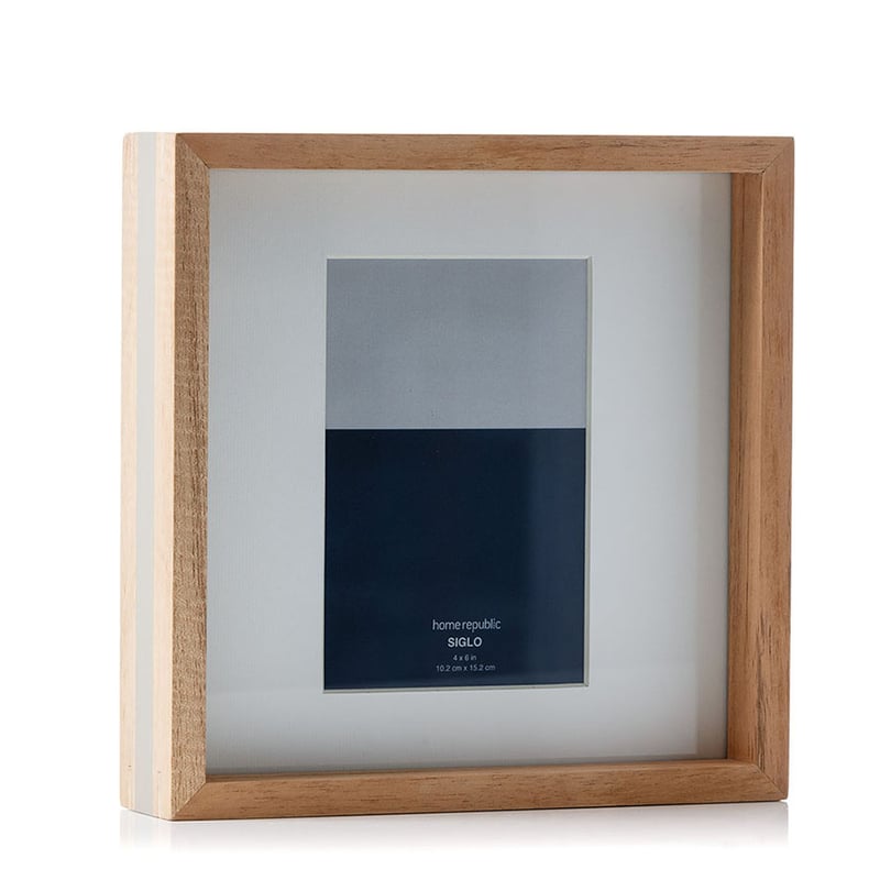 Natural and Grey Stripe Siglo Frame