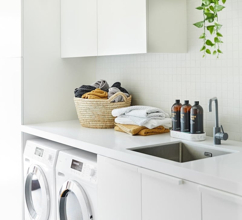 Retreat Whiter Sheets Laundry Liquid  1L