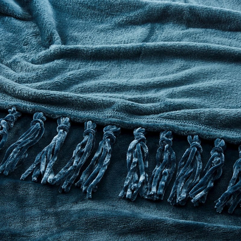 Aspen Fleece Teal Tassel Throw