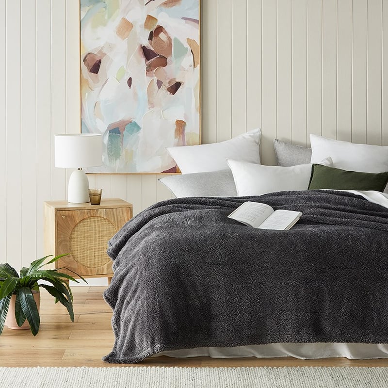 Kyrie Charcoal Fleece Blanket