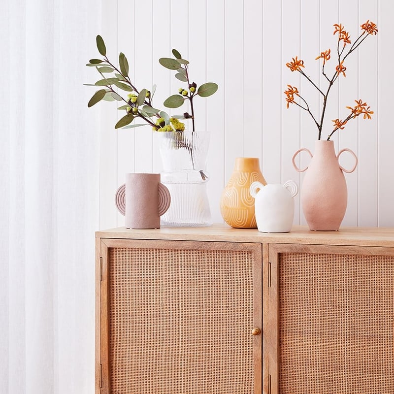 Amphora Thin Circle Nude Pink Vase 