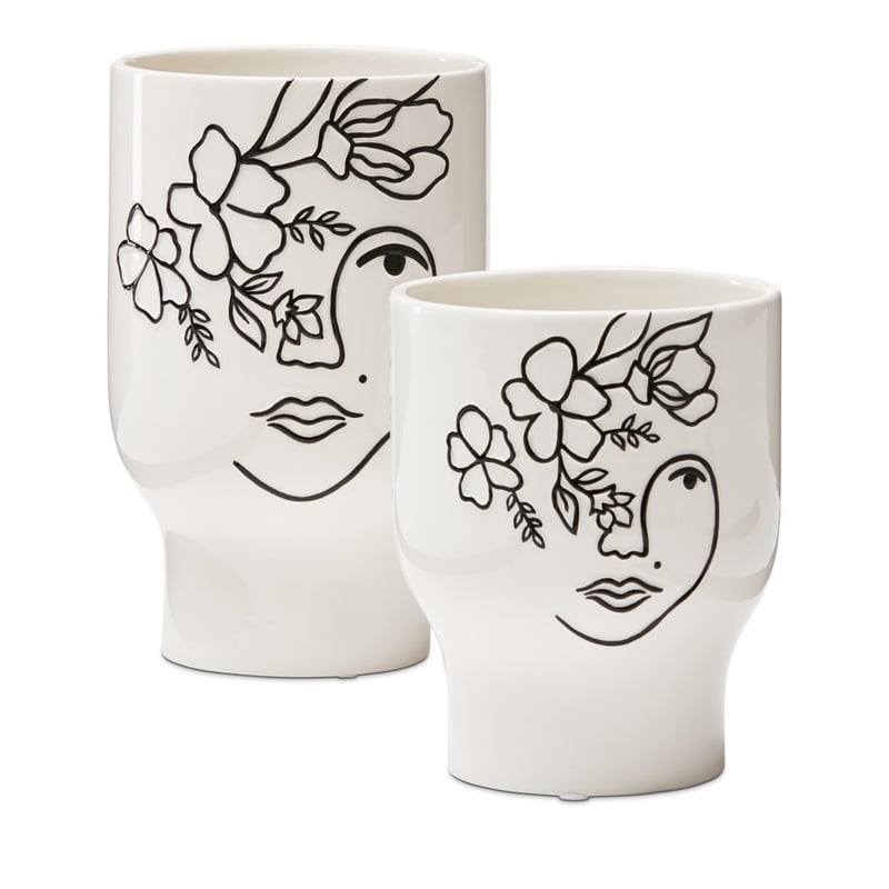Lineart White Vase
