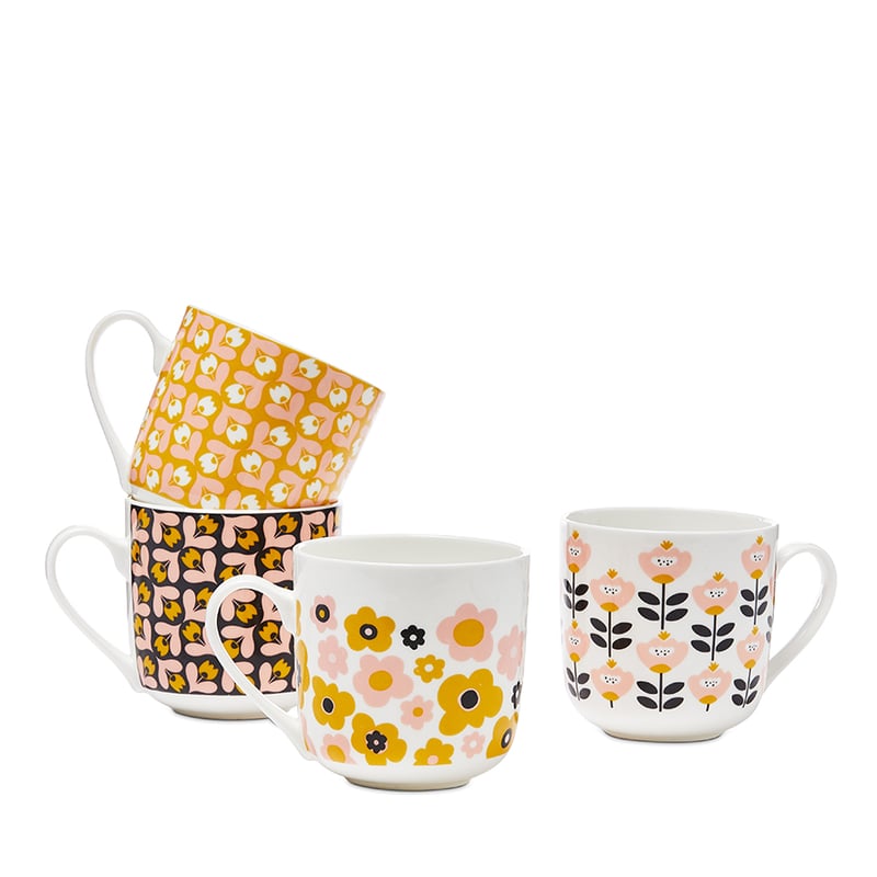 Standing Flowers Retro Mug