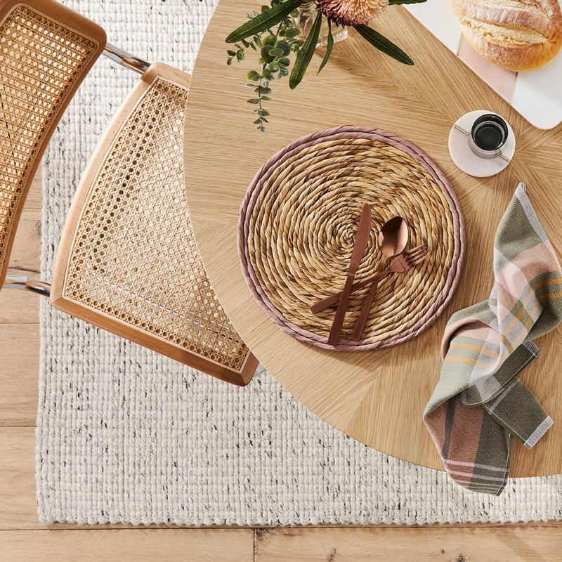 Boracay Collection Circle Placemat Dia35cm Natural/Pink 