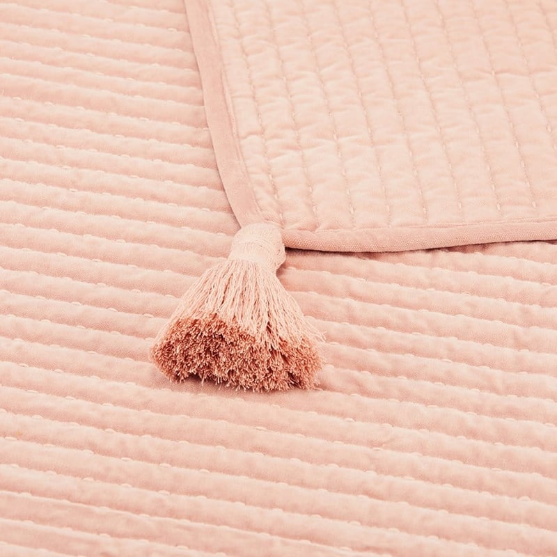 Colmar Blush Velvet Throw 