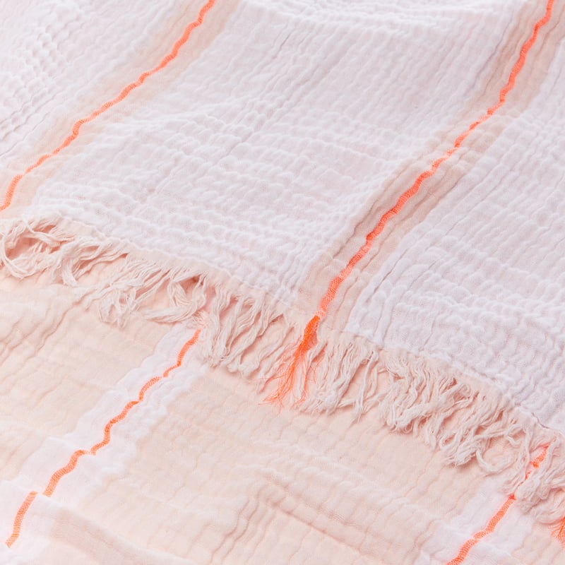 St Tropez Blush Throw