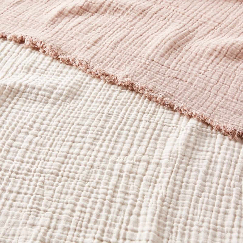 Kaiser Blush Blanket 