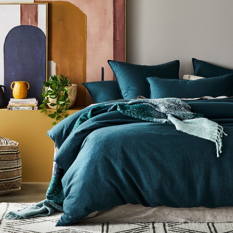 Cambridge Green & Navy Throw