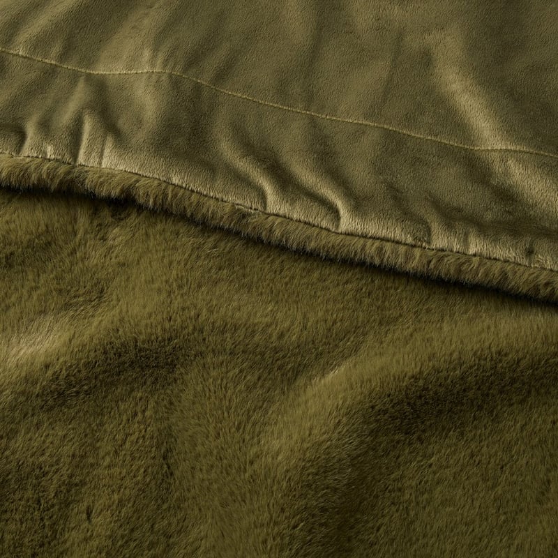 Astoria Green Fur Throw