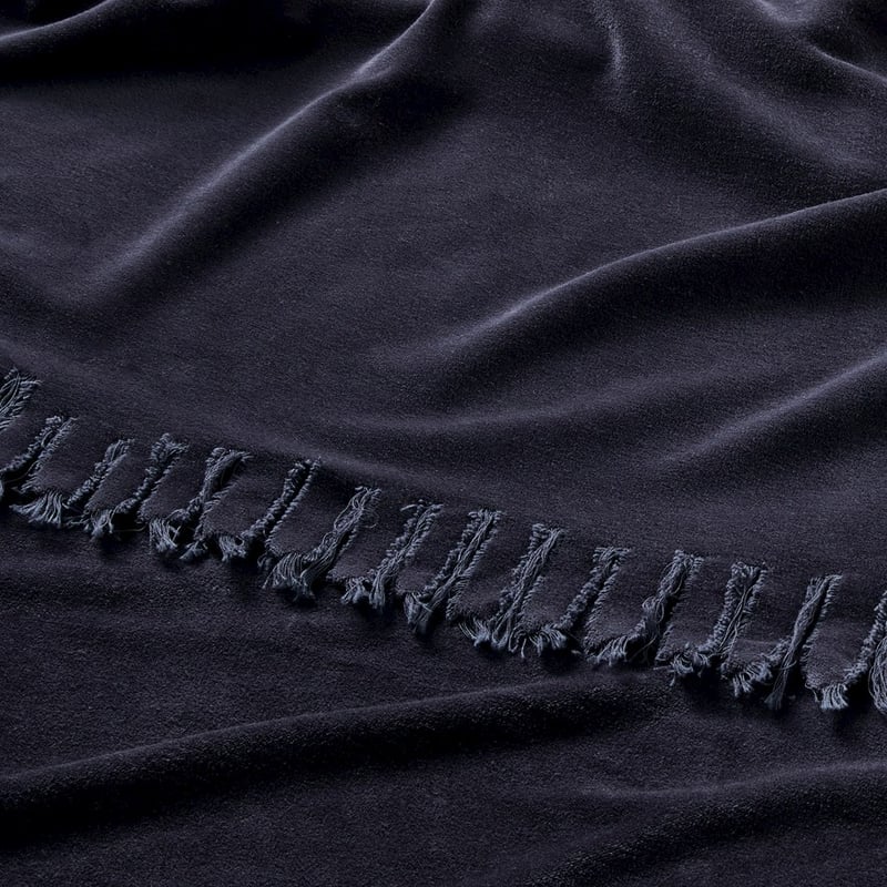 Elwood Midnight Velvet Throw
