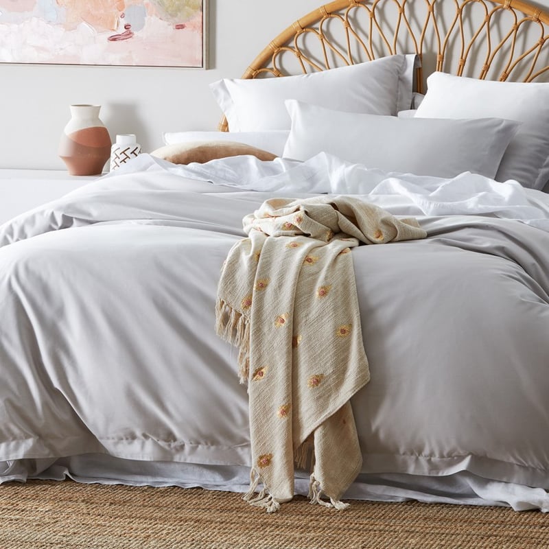 Tavi Natural & Gold Throw