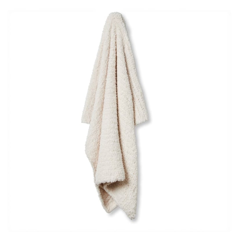 Munich Feather Yarn Winter White Throw