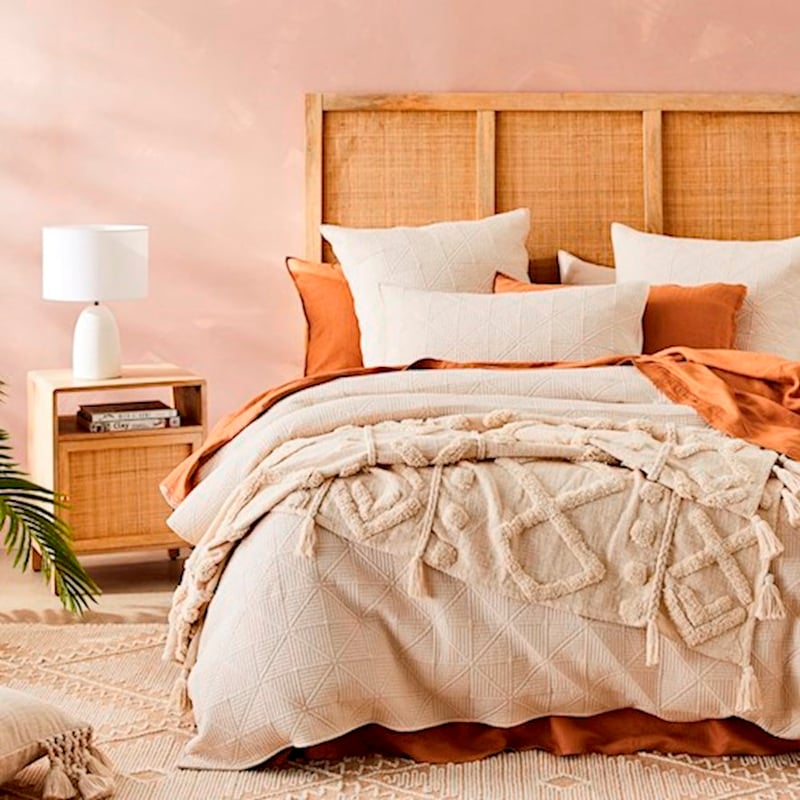 Cove Natural Tufted Throw