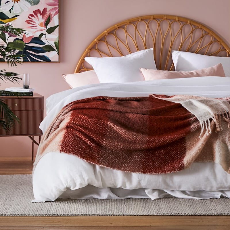 Cambridge Pink and Rust Throw 
