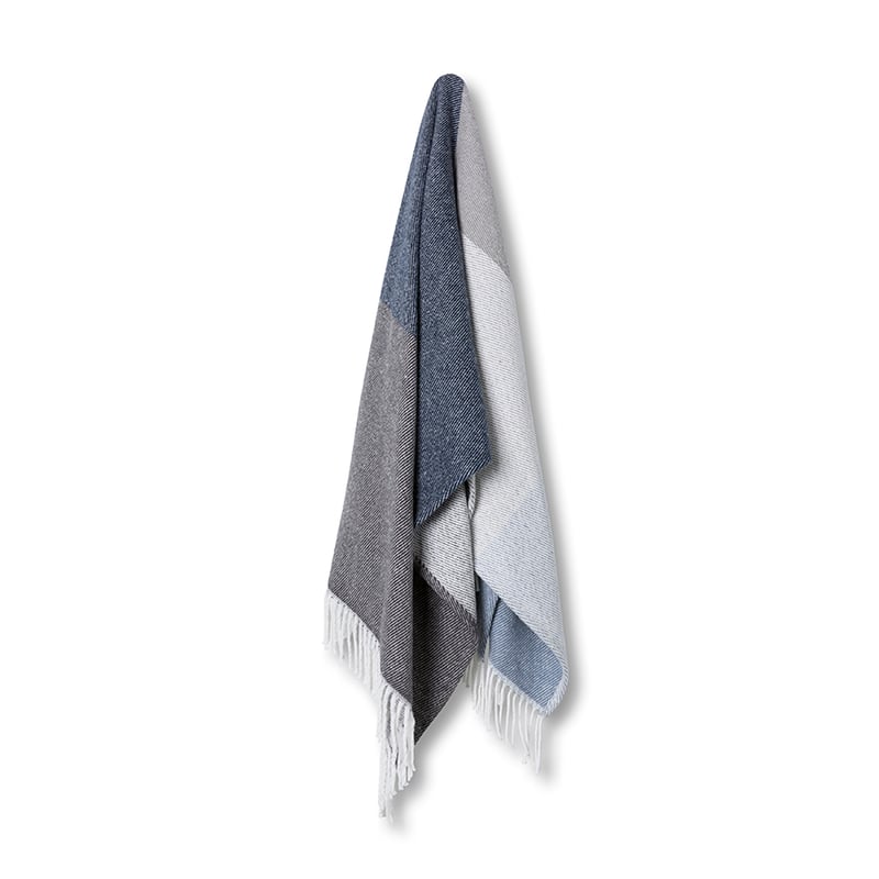 European Collection Toledo Throw Navy 