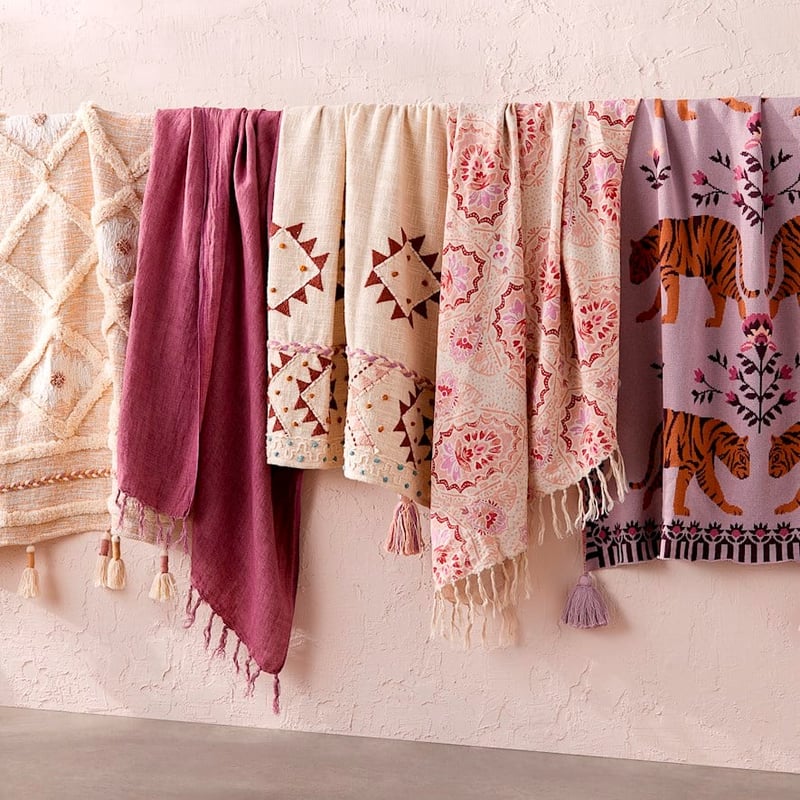 Malmo Mauve Shadows Linen Throw