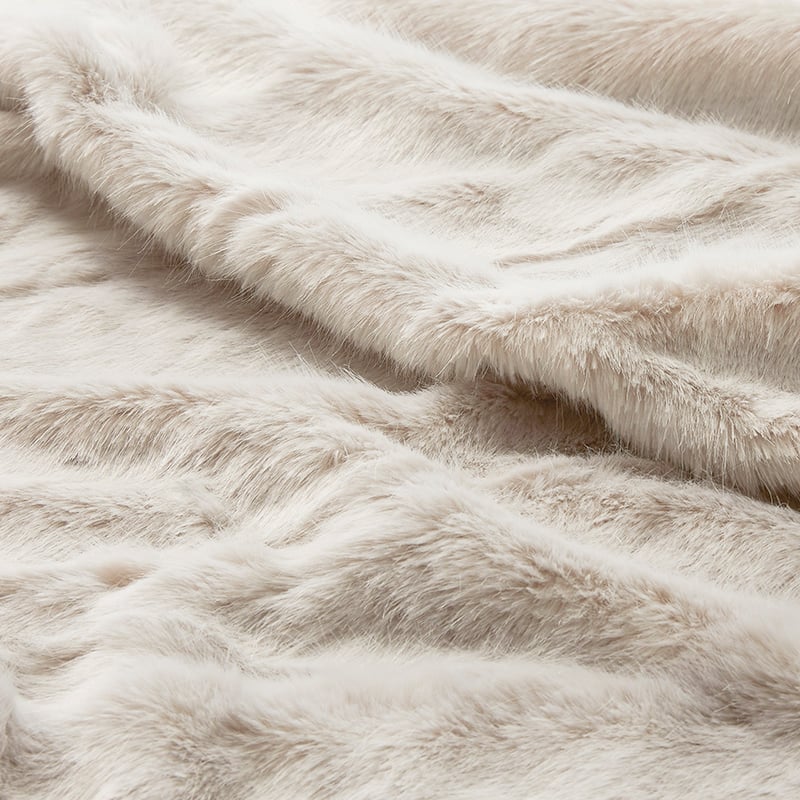 Himalayan Luxury Fur Throw Natural
