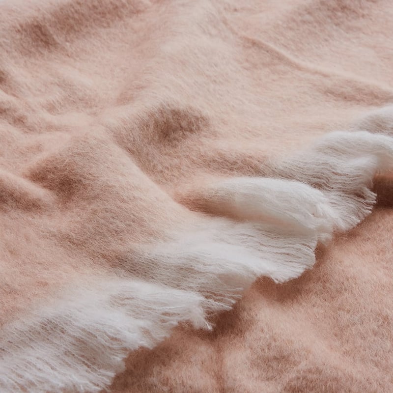 Helsinki Faux Mohair Throw in Dusty Pink