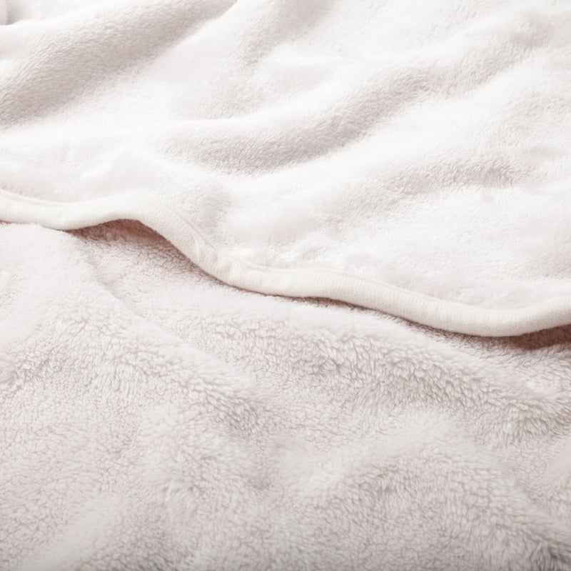 Ultra Soft Sand Throw